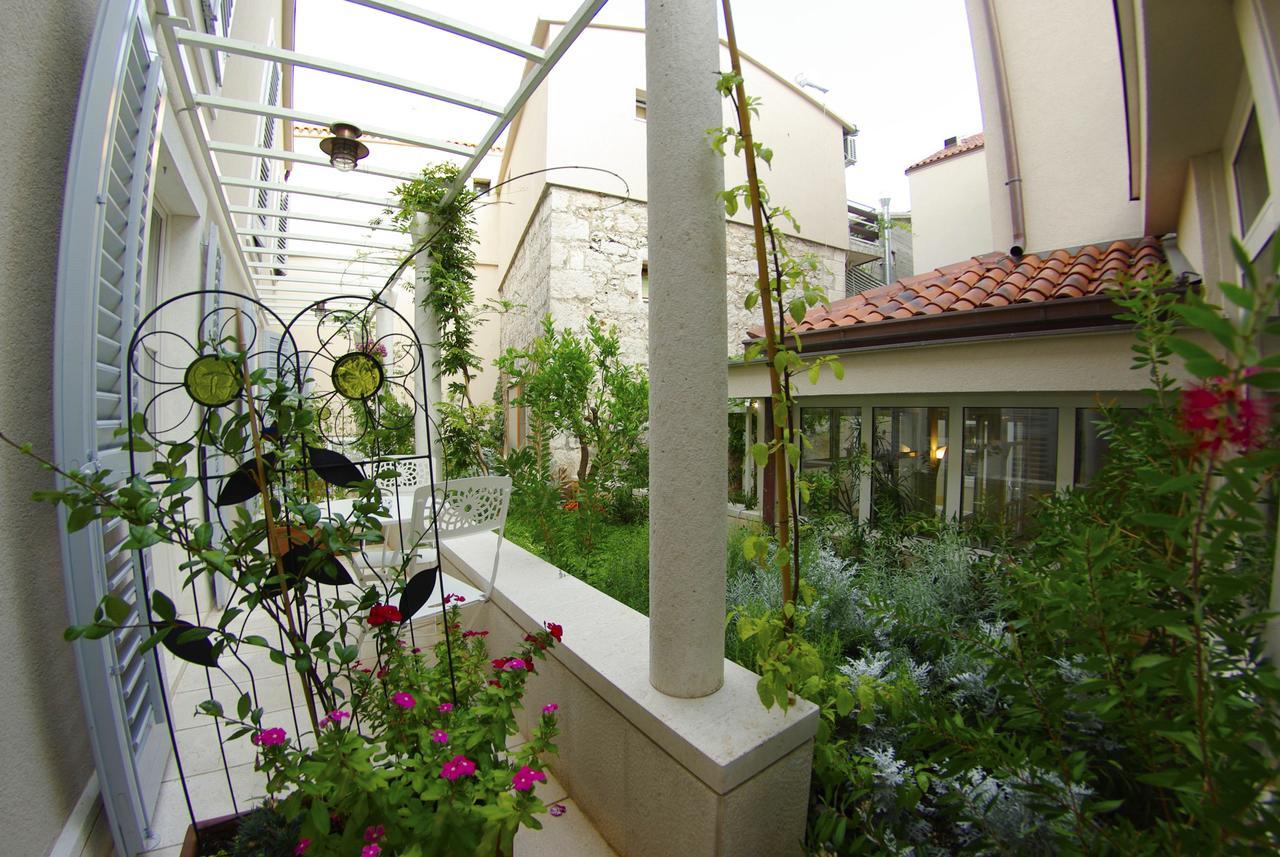 Hotel Croatia Baška Voda Exterior foto